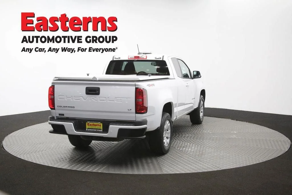 Used 2022 White Chevrolet LT image 42