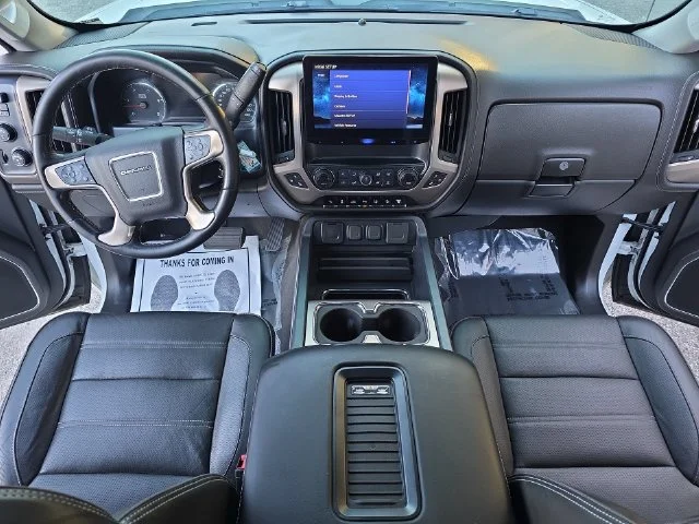 Used 2019 White GMC Denali image 10