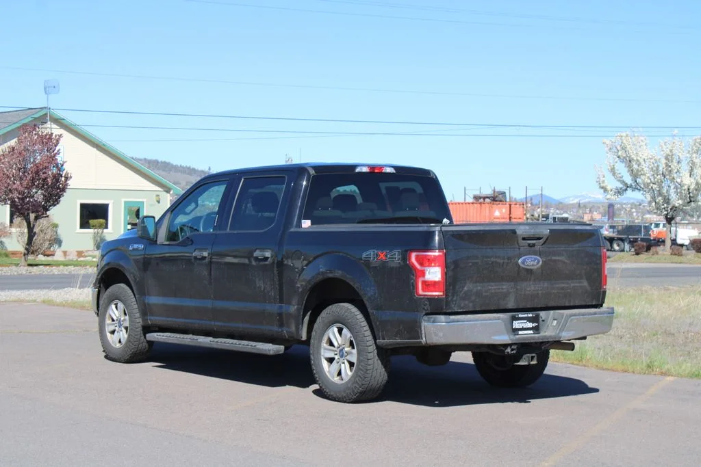 Used 2019 Agate Black Metallic Ford XLT image 4