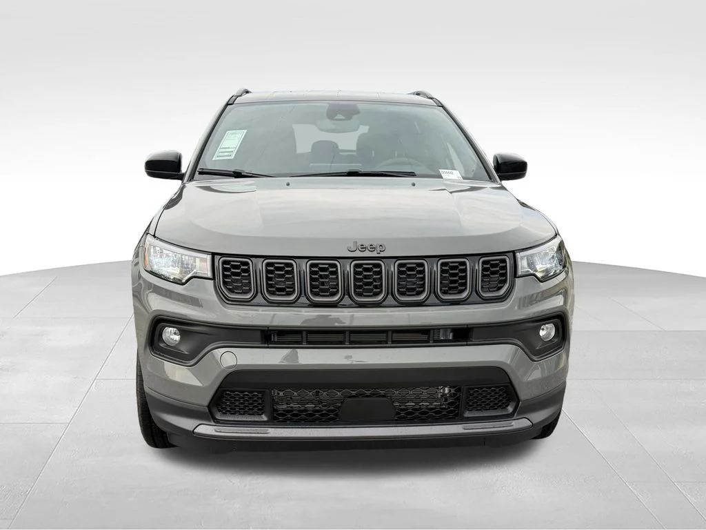 New 2026 Sting-Gray Clearcoat Jeep Latitude image 27