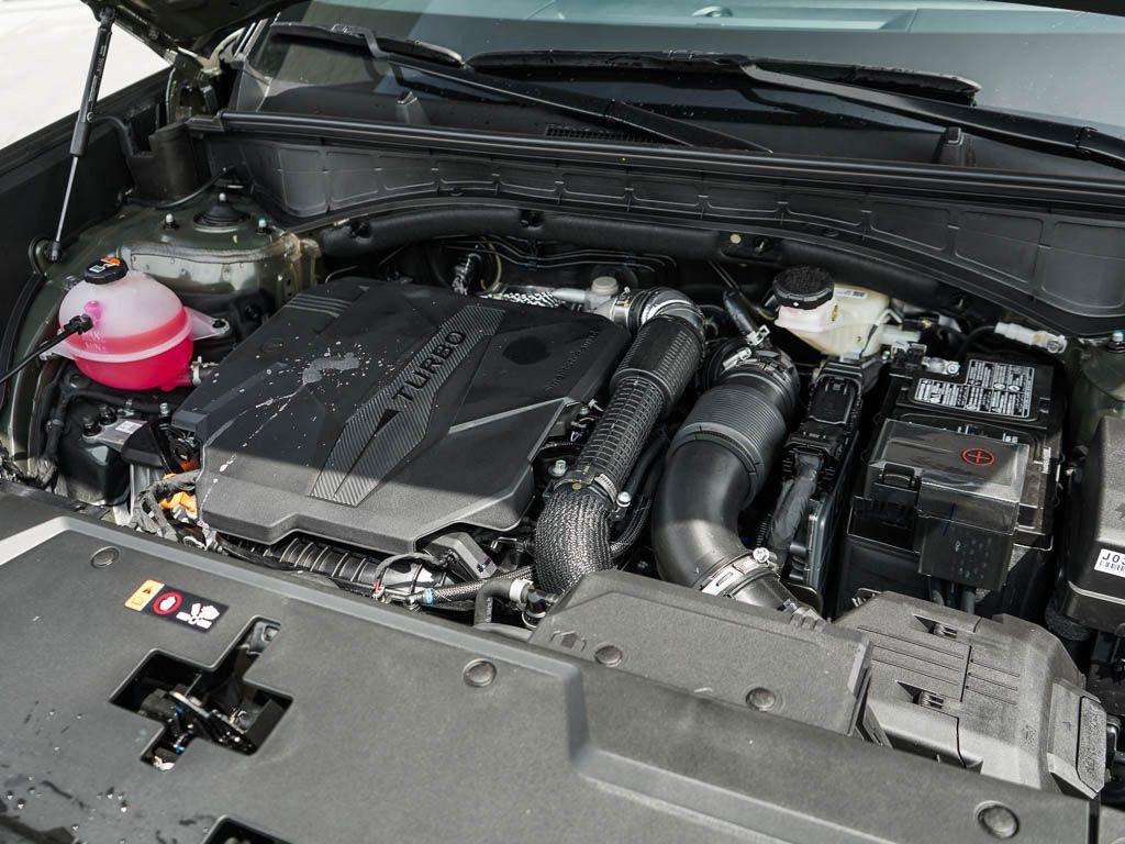 New 2026 Rockwood Green Hyundai Limited 6P AWD image 7