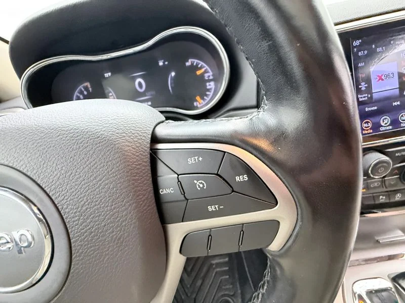 2021 Jeep Grand Cherokee Limited - Photo 14
