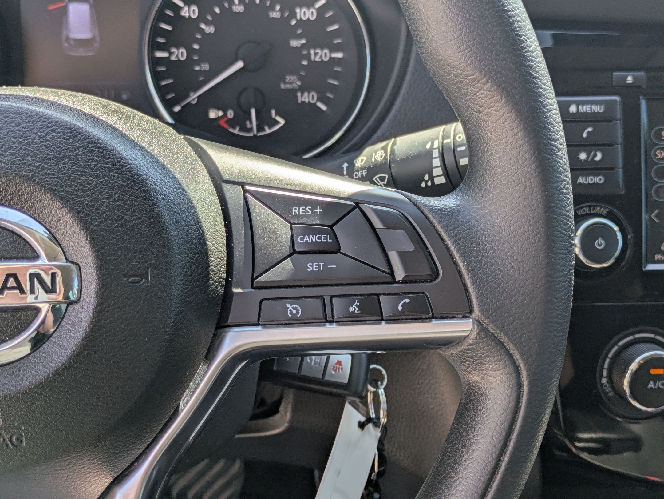 Used 2020 Magnetic Black Pearl Nissan S image 17