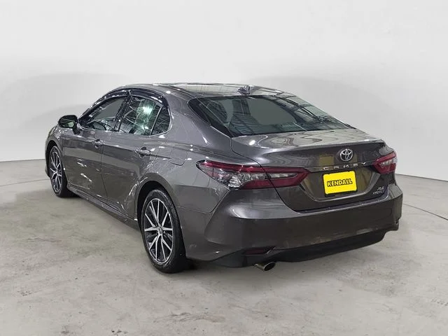 Used 2024 Predawn Gray Mica Toyota XLE image 3