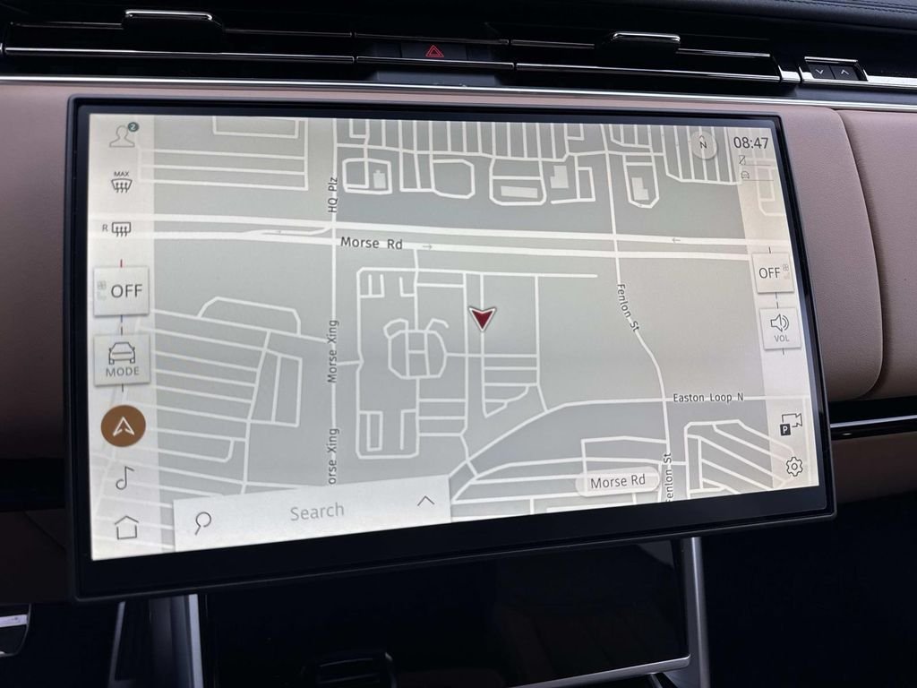 New 2026 Icy White Land Rover SE image 24