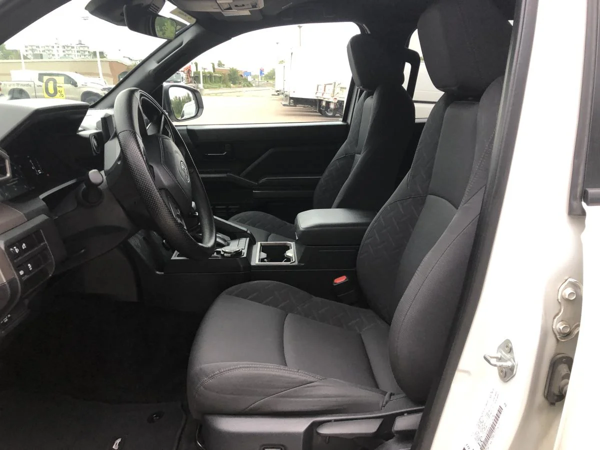 Used 2024 White Toyota 4x4 Double Cab Auto SB TRD Sport image 12