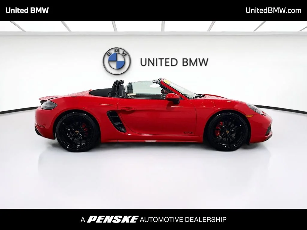 Used 2018 Carmine Red Porsche S image 4