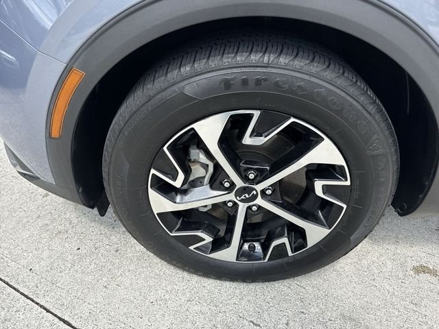 2023 Kia Sportage EX - Photo 10