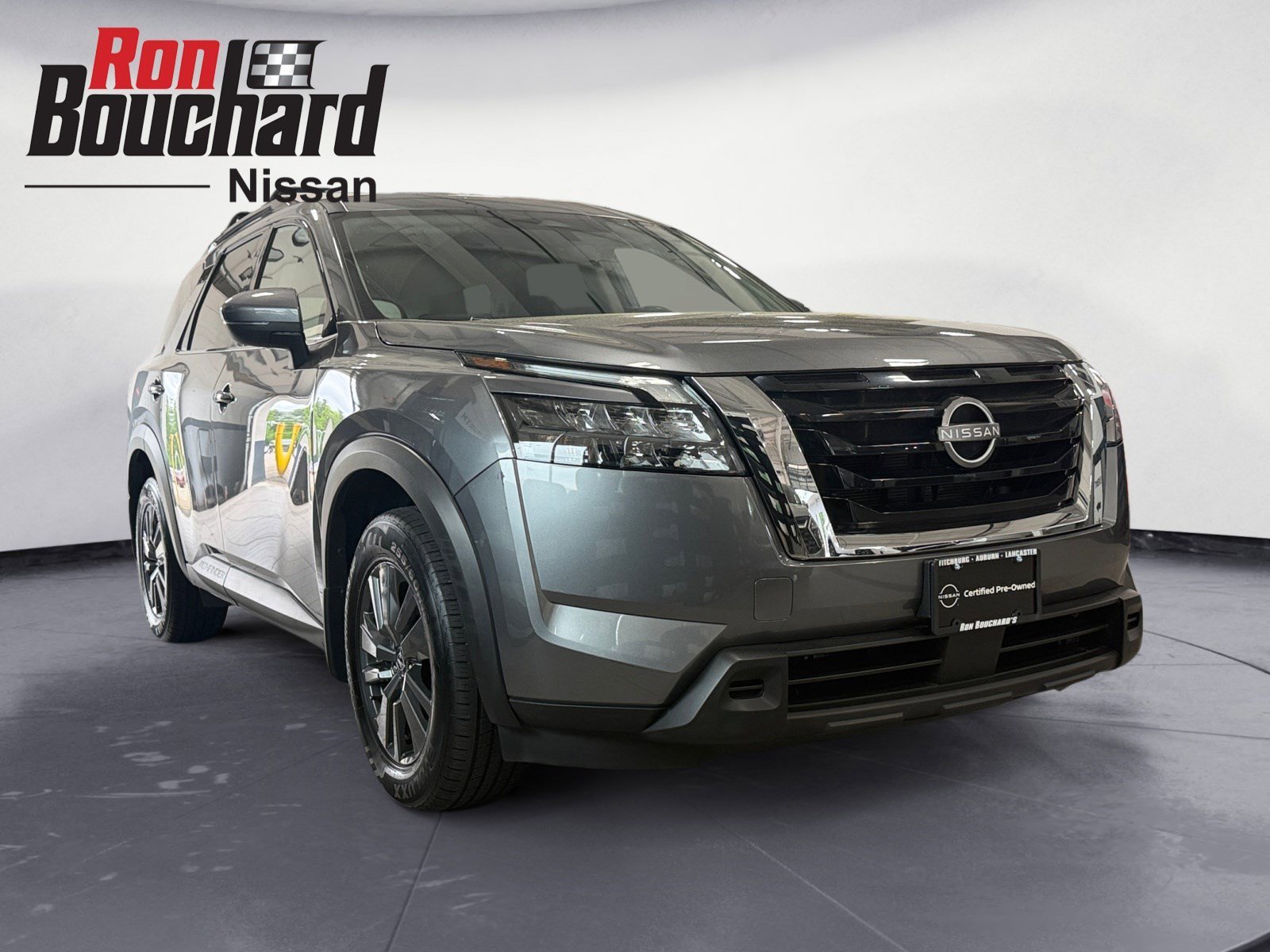 2023 Nissan Pathfinder SV 4WD's photo