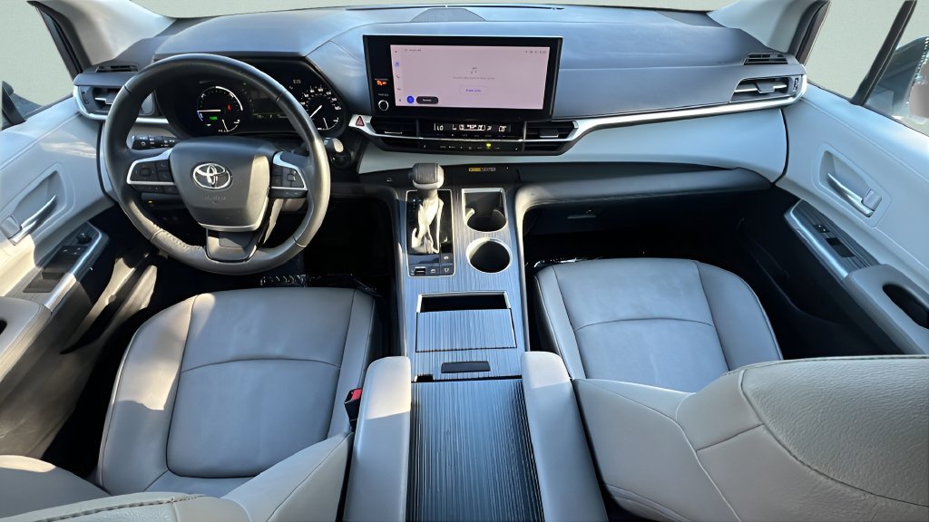 Used 2025 Beige Toyota XLE image 11