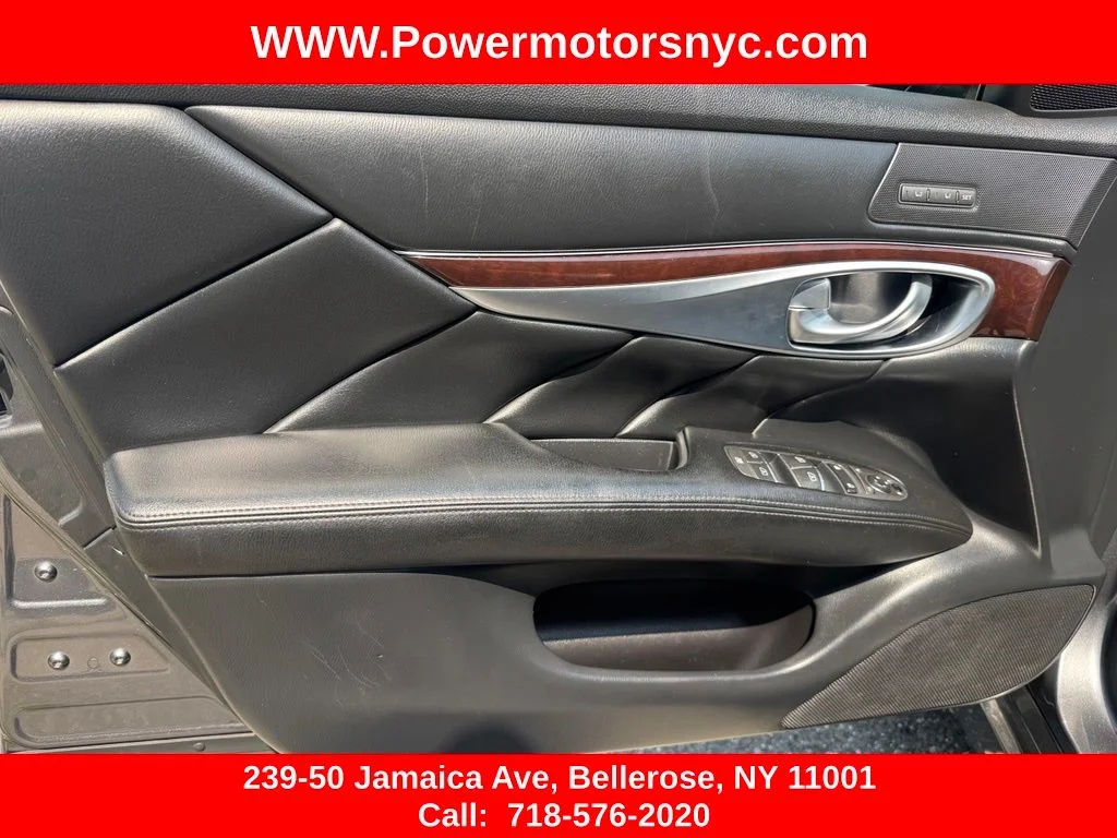 Used 2017 Gray INFINITI 3.7X image 23