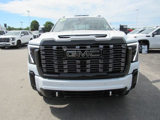 New 2026 Glacier White Tricoat GMC Denali Ultimate image 4