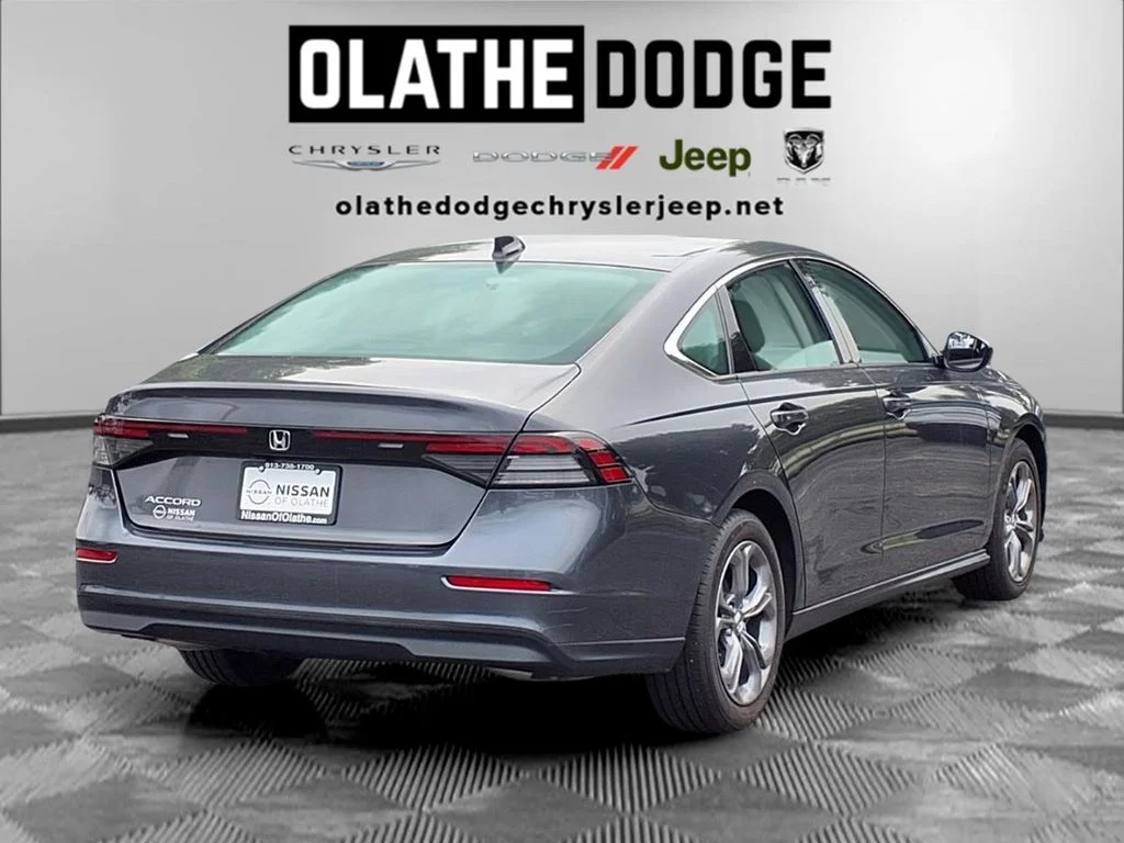 Used 2024 Gray Honda EX image 27