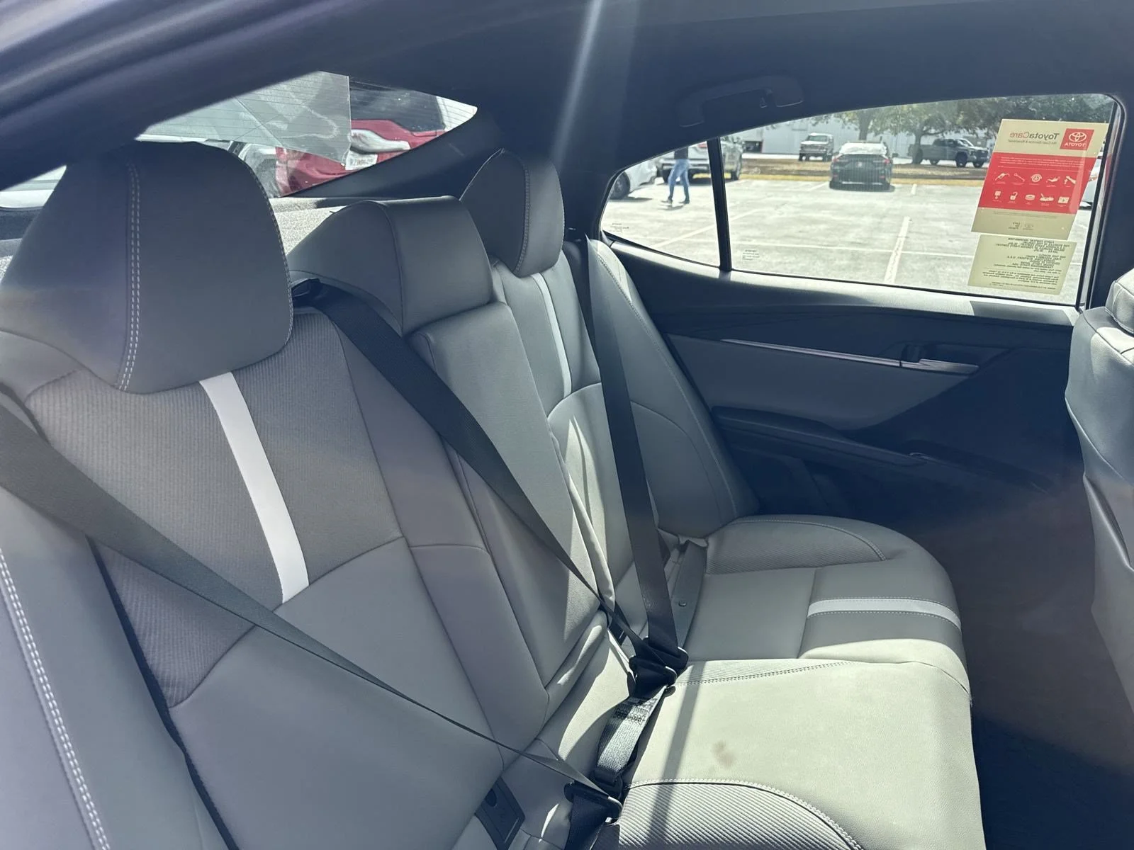 Used 2025  Toyota  image 28