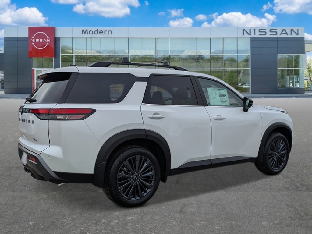 New 2026 Everest White Pearl Tricoat Nissan SL image 5