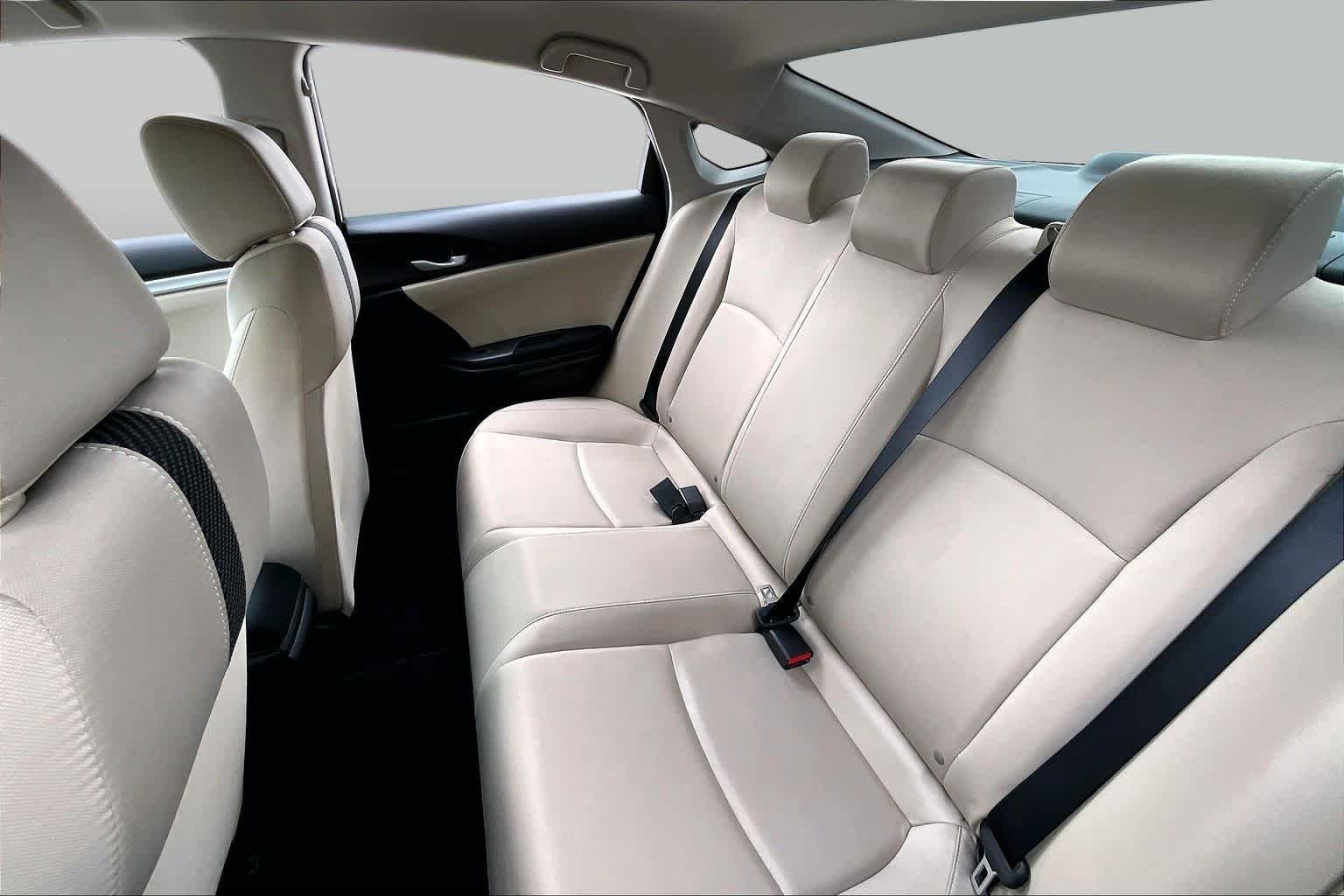 Used 2017 Taffeta White Honda LX image 19