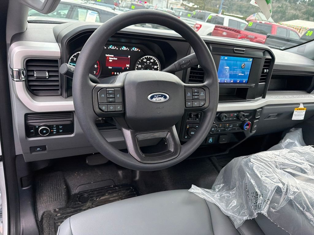 New 2026 Oxford White Ford XL image 14