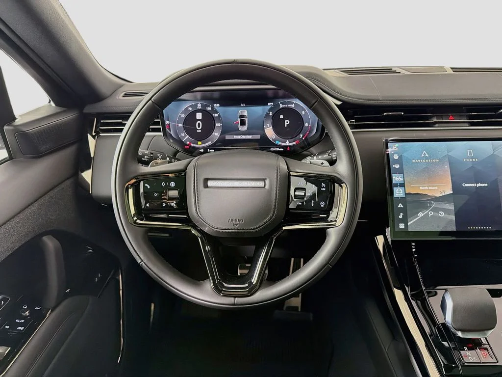 New 2026 Santorini Black Land Rover Dynamic SE image 24