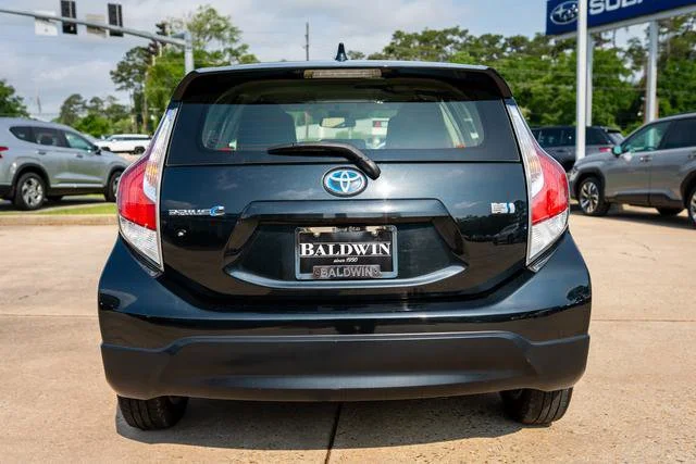 Used 2017 Black Sand Pearl Toyota One image 5