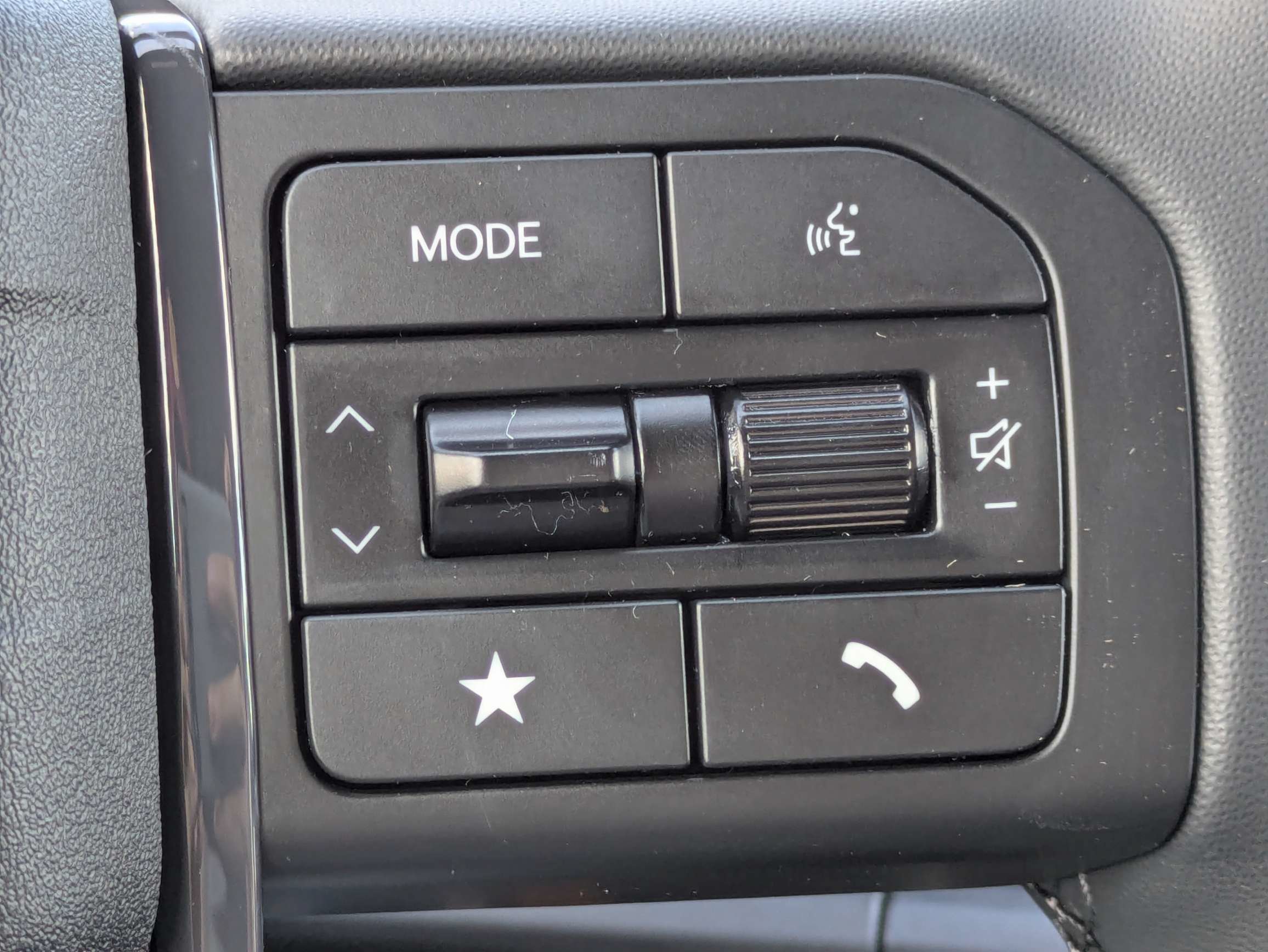 New 2027 Terrain Brown Kia X-Line EX image 34