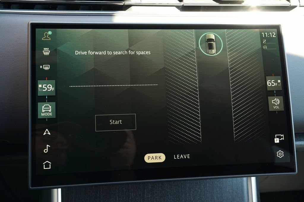 New 2026 Carpathian Grey Land Rover SE image 24