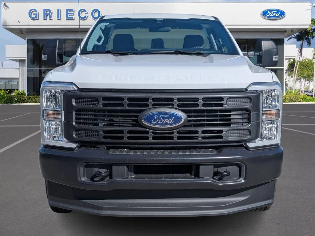 New 2026 Oxford White Ford F-350® XL image 2
