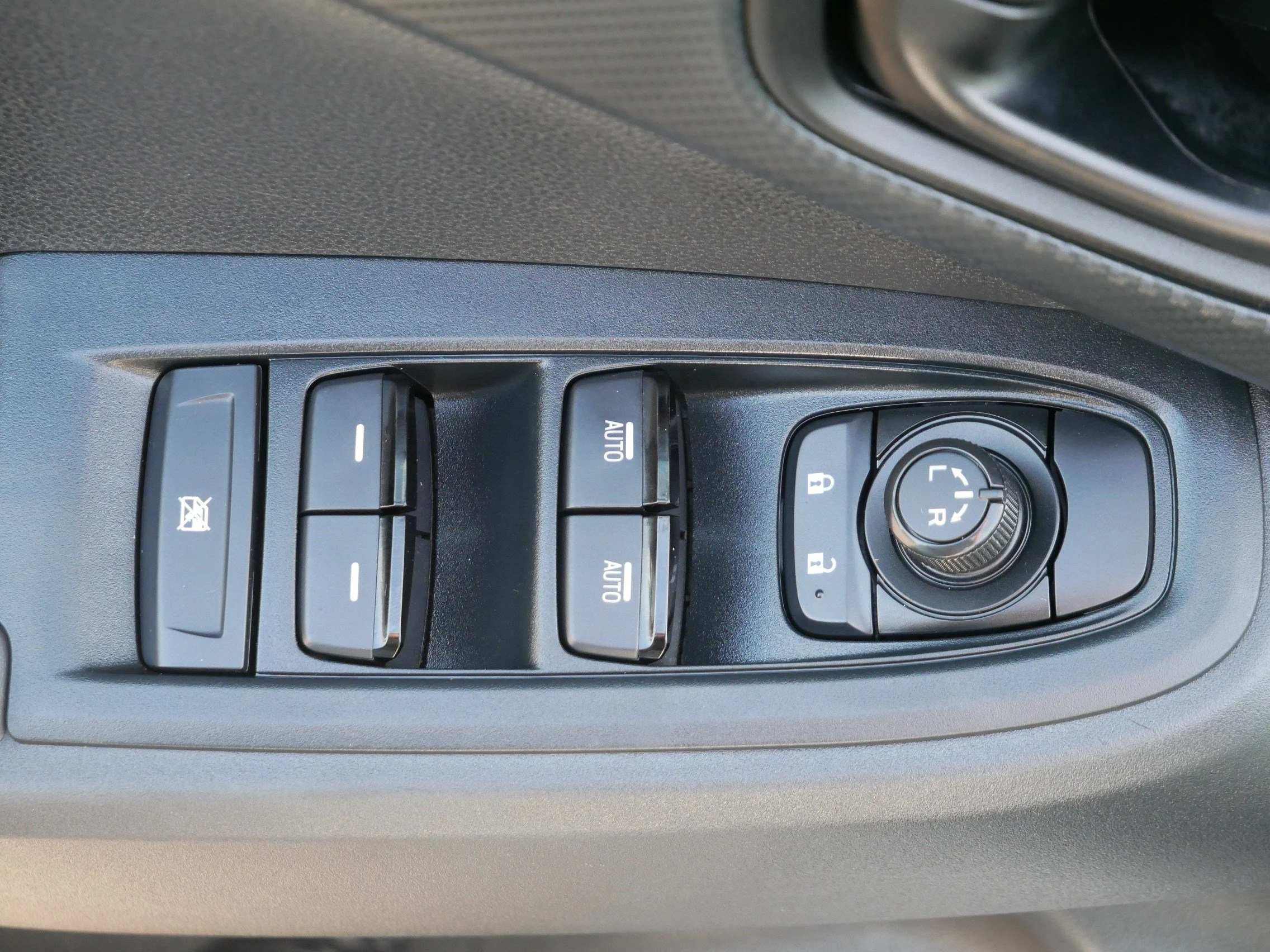 Used 2024 Crystal White Pearl Subaru Premium image 20