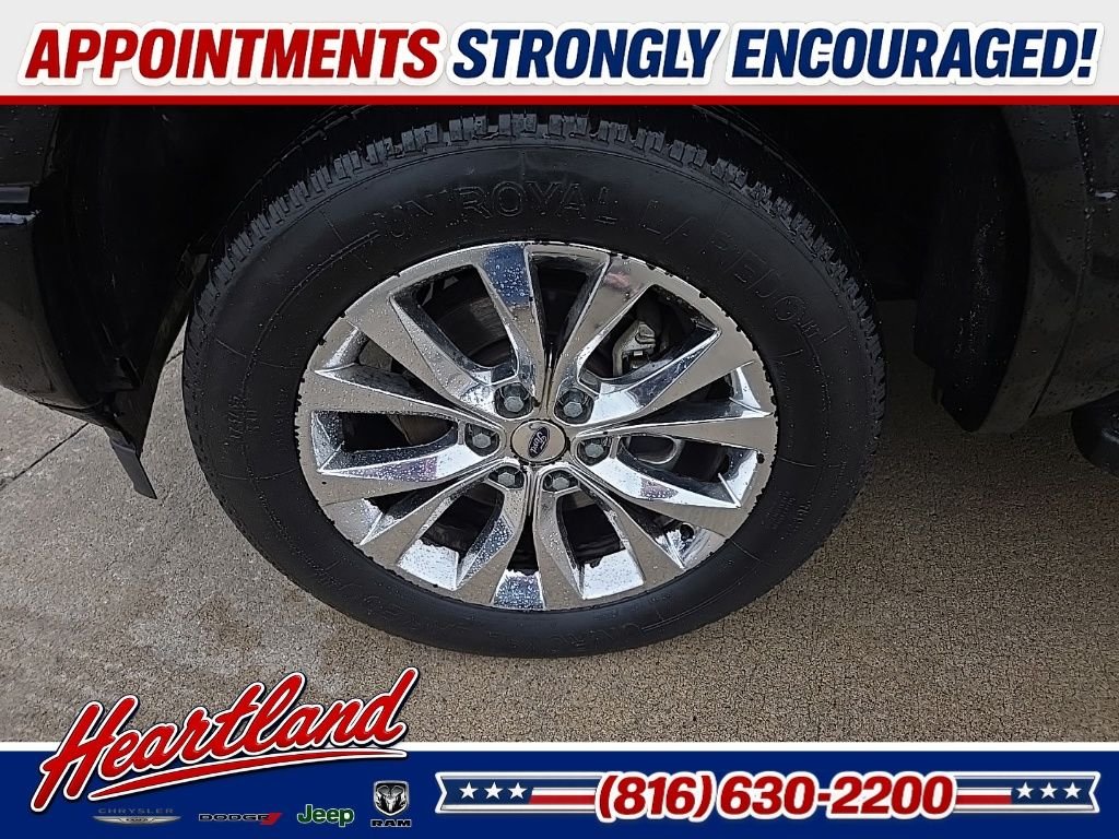 Used 2018 Black Ford Lariat image 38