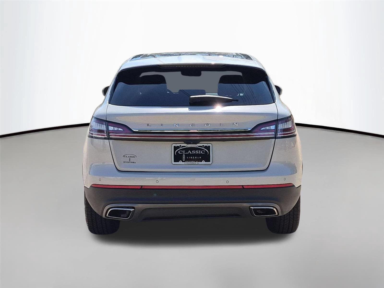 Used 2022 Ceramic Pearl Metallic Tinted Clearcoat Lincoln Reserve image 4