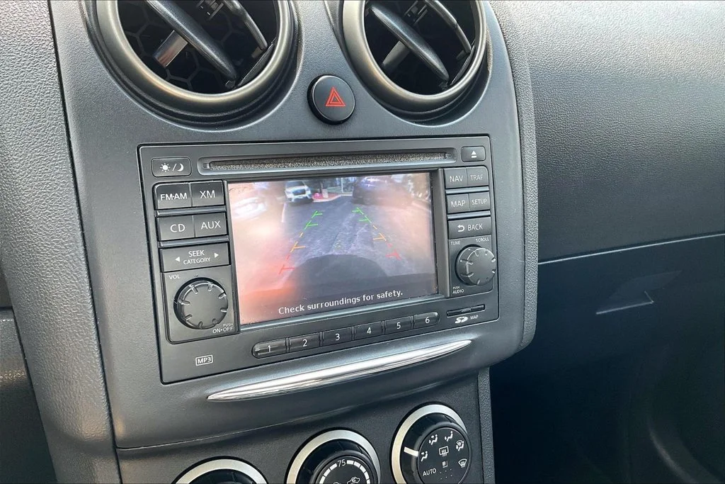 Used 2013 Black Nissan SV image 25