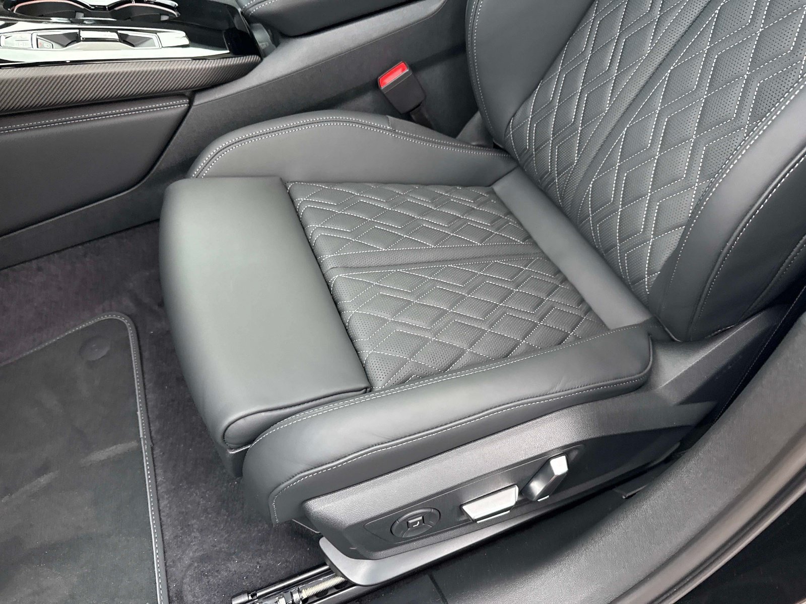 New 2026 Mythos Black Metallic Audi Premium Plus image 18