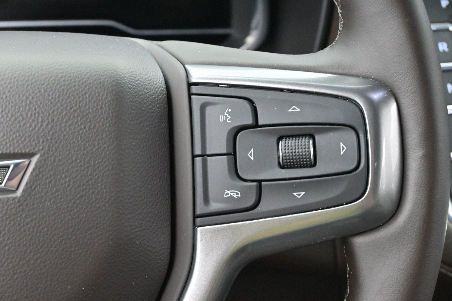 Used 2024 Sterling Gray Metallic Chevrolet Z71 image 21