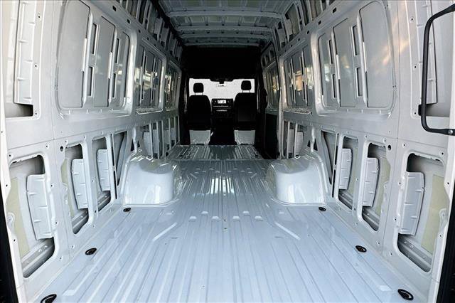 New 2026 Arctic White Mercedes-Benz  image 48