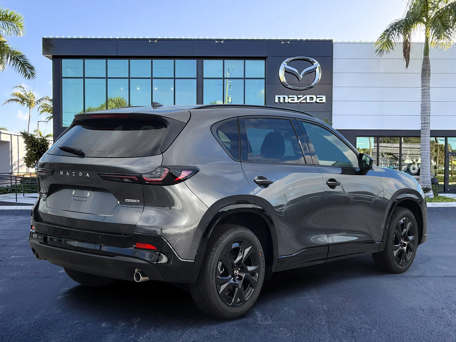 New 2026 Machine Gray Metallic Mazda 2.5 S Premium Plus AWD image 4