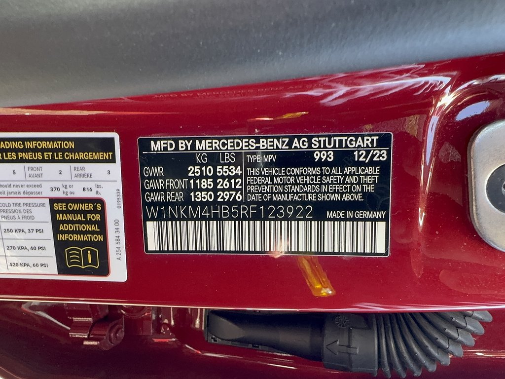 Certified Used 2024 MANUFAKTUR Patagonia Red Metallic Mercedes-Benz GLC 300 4MATIC® image 16