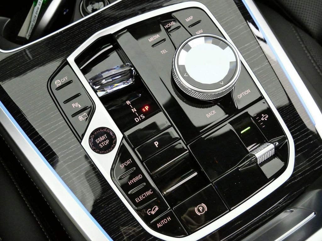 Used 2026 Carbon Black Metallic BMW xDrive50e image 49
