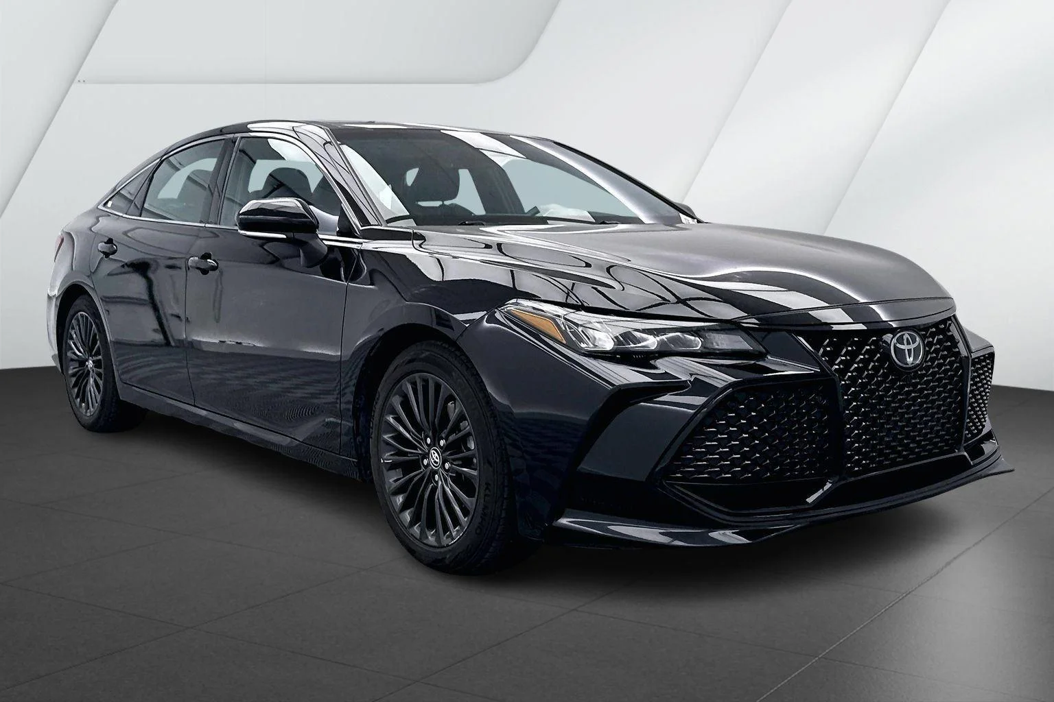 2020 Toyota Avalon XSE