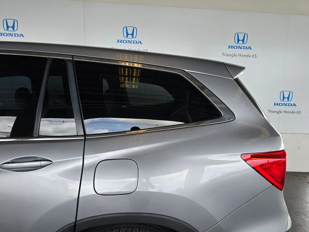 Used 2016 Silver Honda EX-L image 70