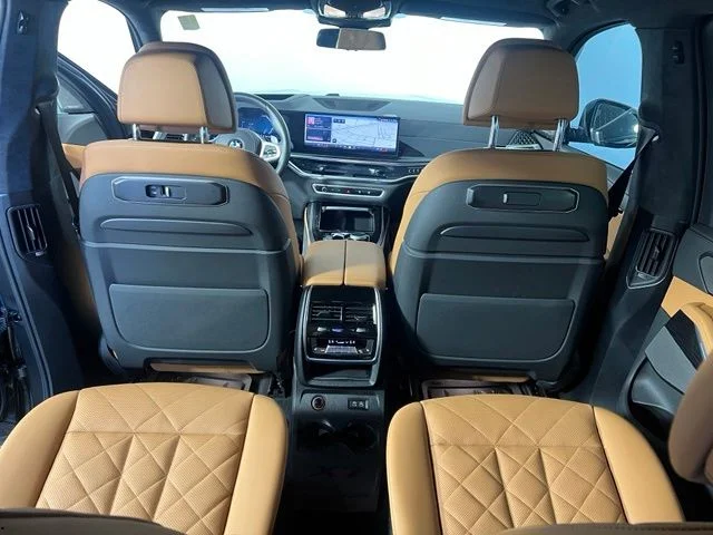 Certified Used 2026 Green BMW xDrive40i image 15