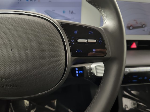 Certified Used 2024 Blue Hyundai SEL image 24