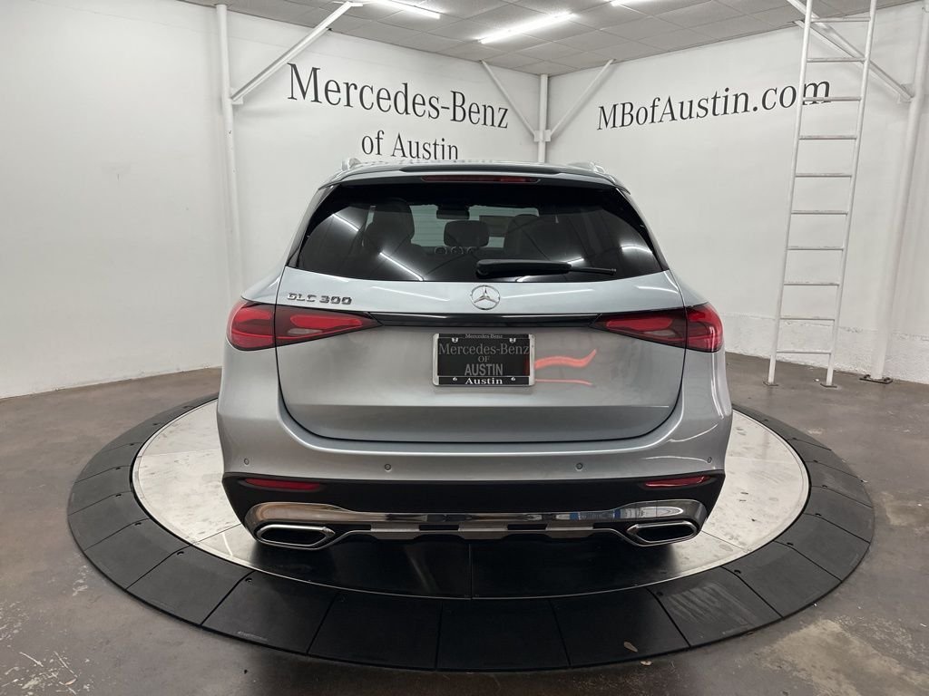 Used 2026 Silver Mercedes-Benz GLC 300 image 6