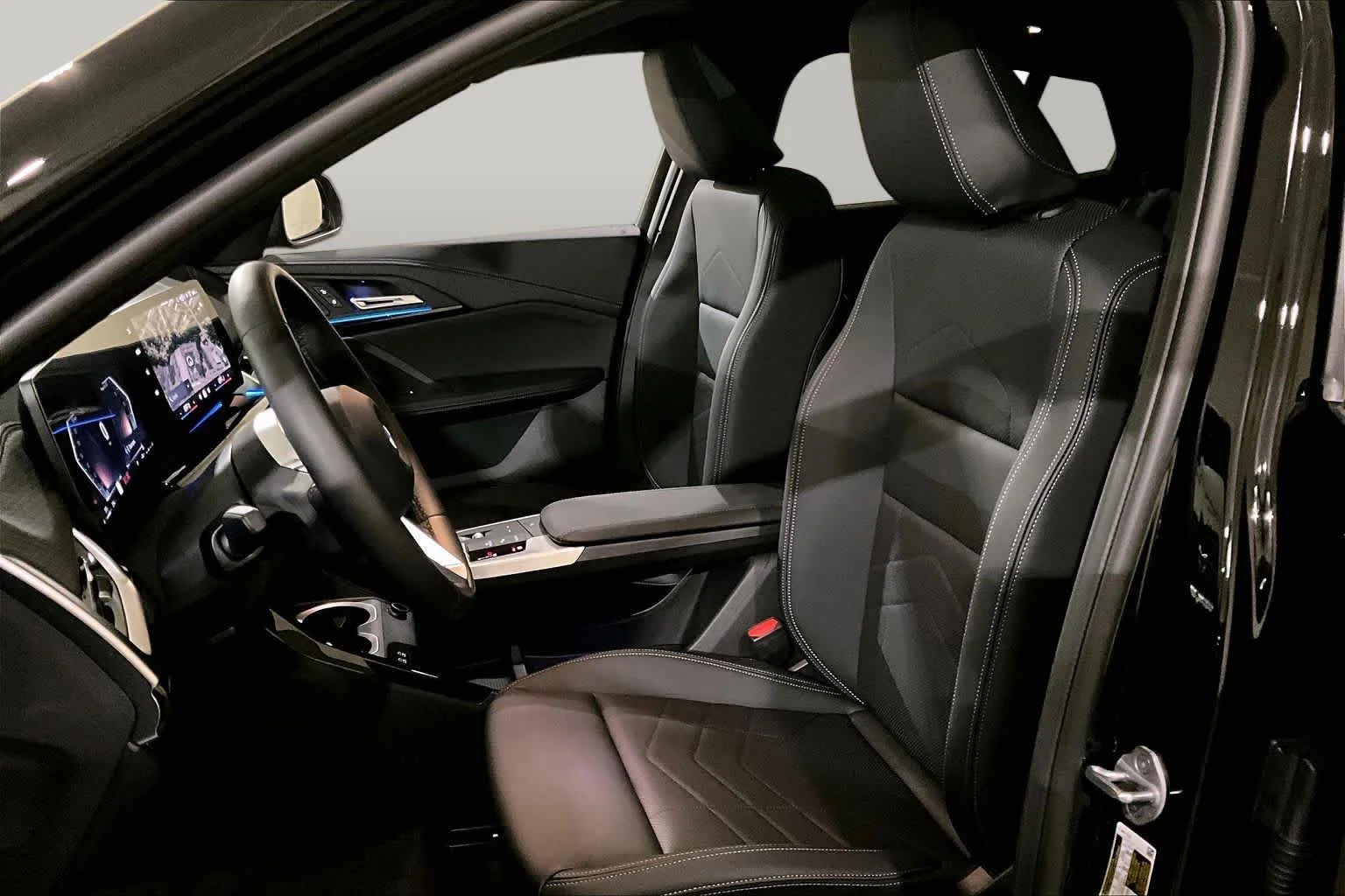 New 2026 Jet Black BMW xDrive28i image 13