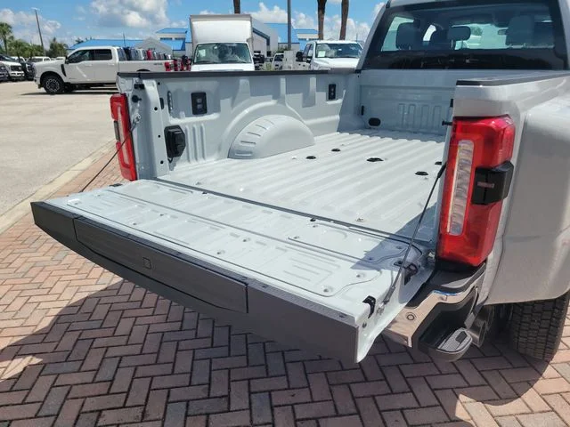 New 2026 Avalanche Ford XL image 11