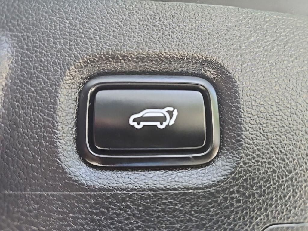 Used 2021 Gray Hyundai SEL image 29