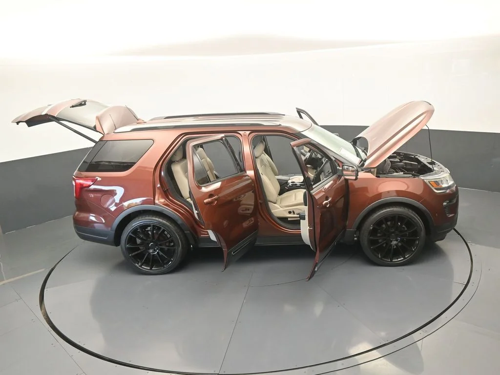 Used 2018 Cinnamon Glaze Metallic Ford XLT image 67