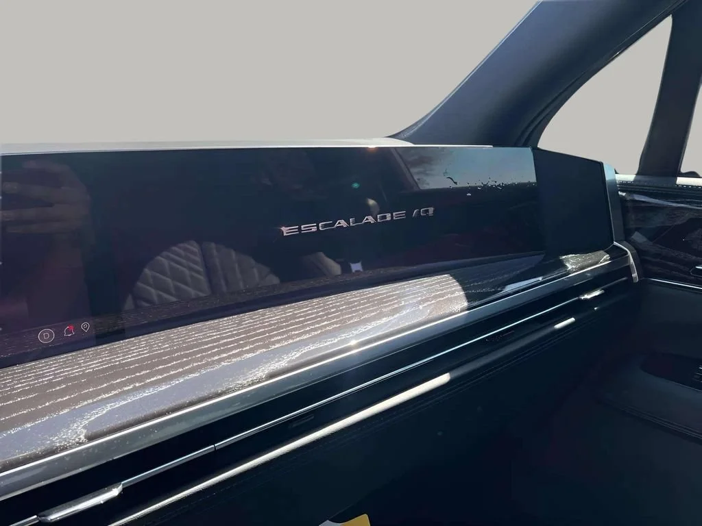 2025 Cadillac Escalade IQ Sport 1 - Photo 37