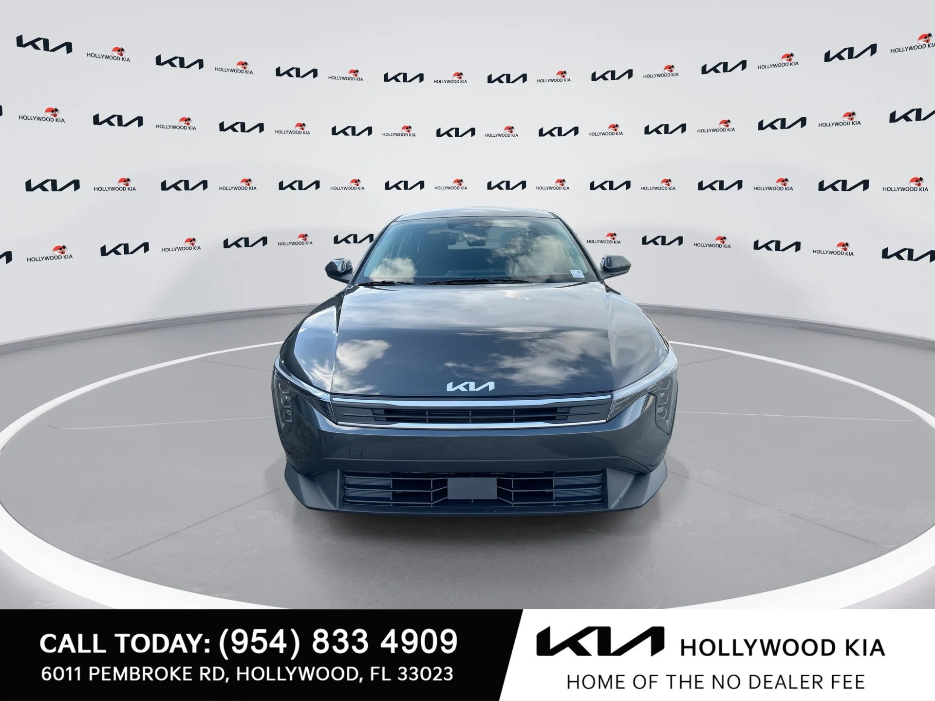 New 2026 Interstellar Gray Kia LXS image 3
