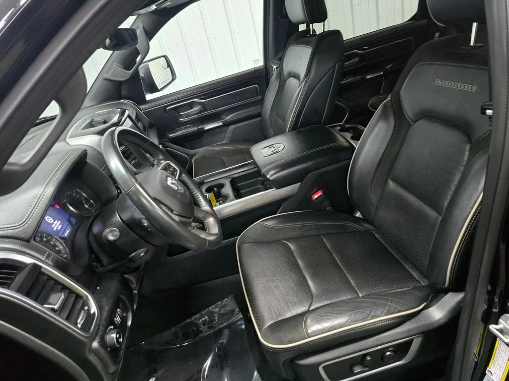 Used 2022 Black Ram Laramie image 16