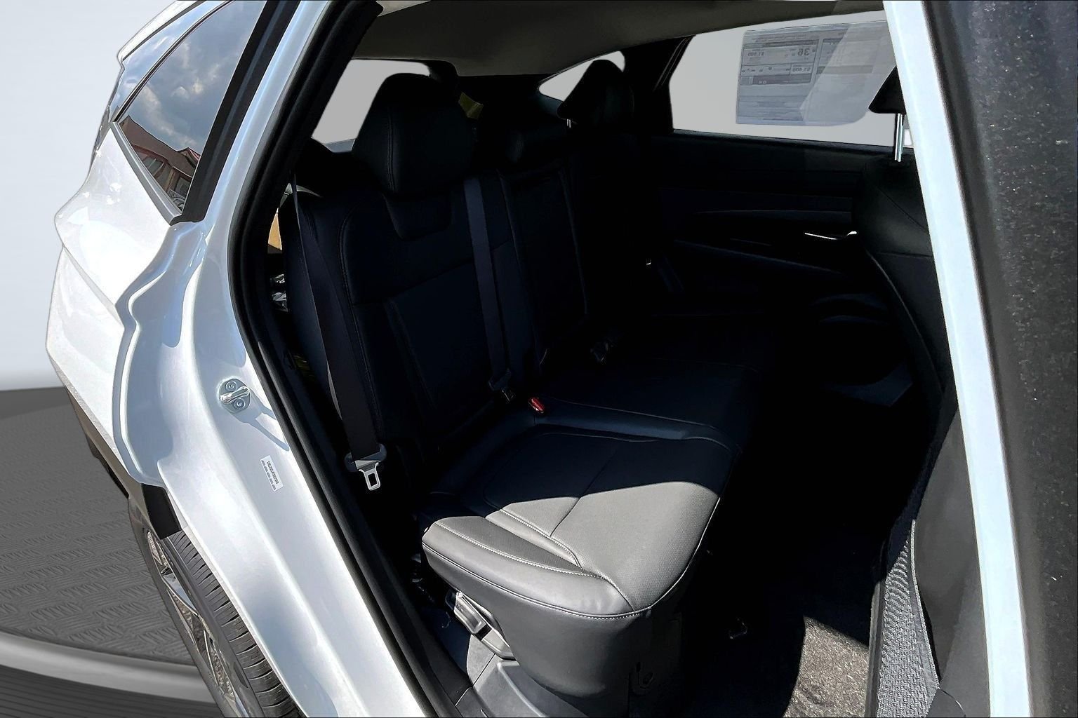 New 2026 White Hyundai SEL Convenience image 10