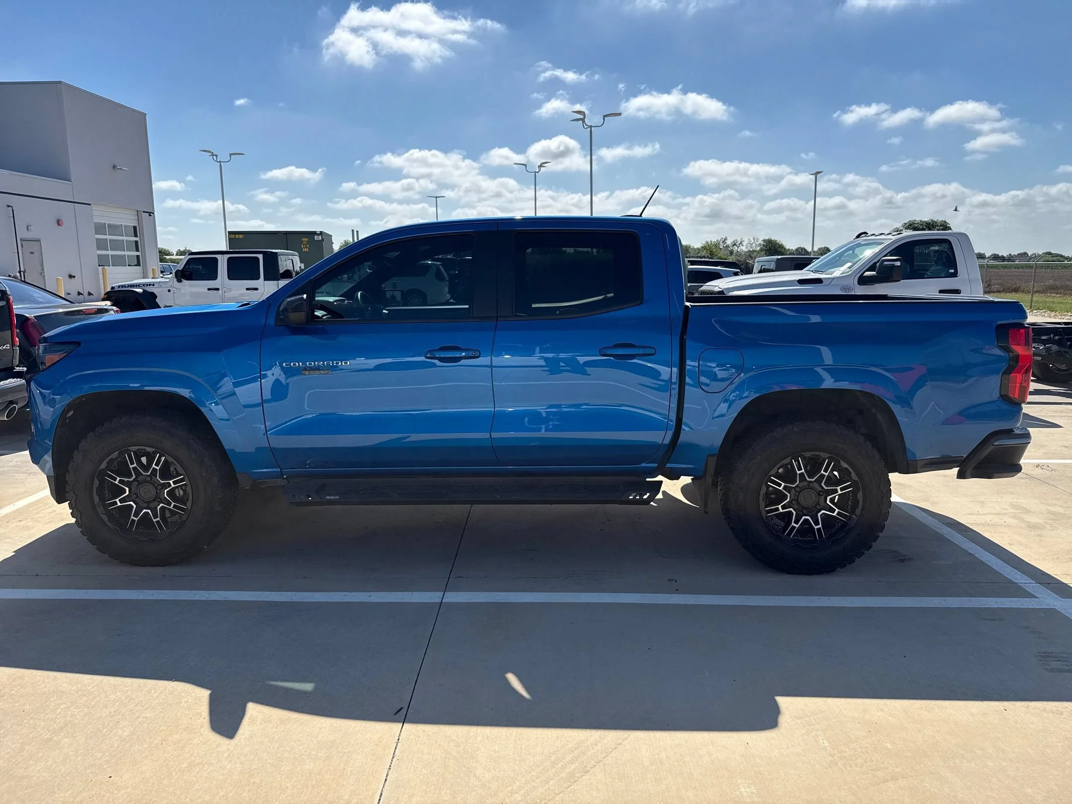 Used 2023 Blue Chevrolet LT image 10